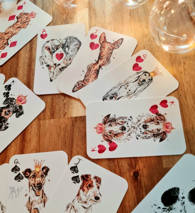 Pack of Hunters or Couch Potatoes/ Lovecká Plemena